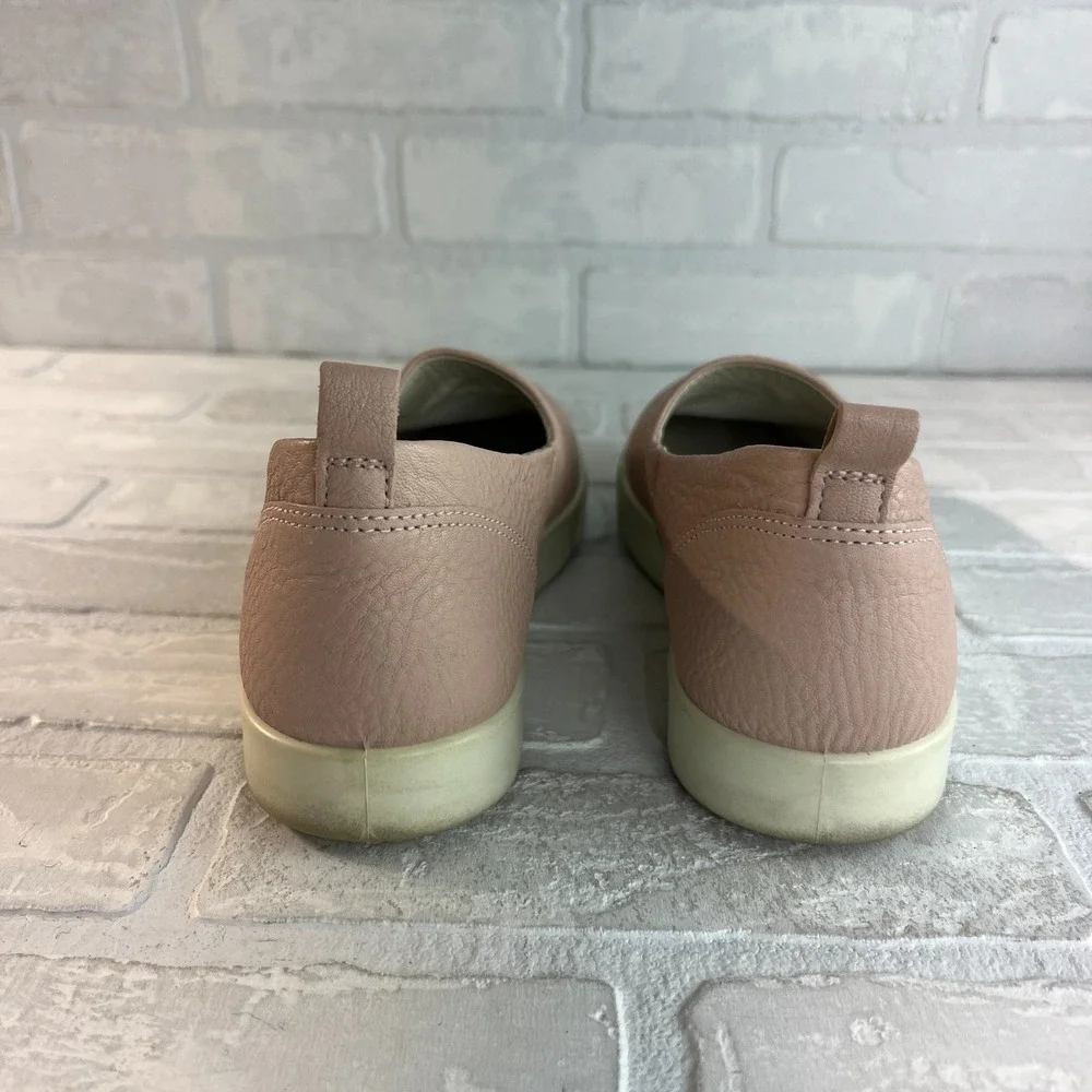 Ecco 39 Gillian Slip On Sneaker‎ Womens 8 Pink Shoes Pebbled Leather Comfort